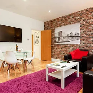 Stylish 2 Bed 2 Bath *close To And Centre With Parking* Apartment Bournemouth