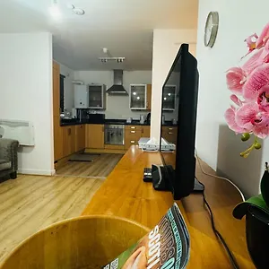 Fabulous 1bed 1bath Ground Floor Shared ,only Double Apartment Edinburgh